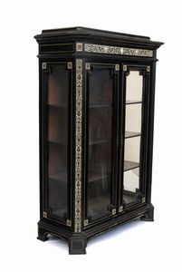 Pogliani Ferdinando : Stipo italiano intarsiato in avorio  - Asta  Arredi Antichi, Oggetti d'Arte, Curiosities con una selezione di tappeti - Associazione Nazionale - Case d'Asta italiane