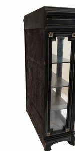 Pogliani Ferdinando : Stipo italiano intarsiato in avorio  - Asta  Arredi Antichi, Oggetti d'Arte, Curiosities con una selezione di tappeti - Associazione Nazionale - Case d'Asta italiane