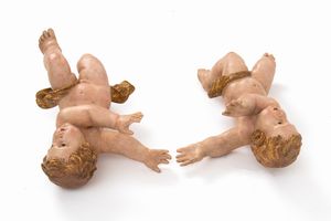 Coppia di putti italiani  - Asta  Arredi Antichi, Oggetti d'Arte, Curiosities con una selezione di tappeti - Associazione Nazionale - Case d'Asta italiane