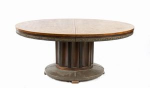 Camera da pranzo Art Dèco francese  - Asta  Arredi Antichi, Oggetti d'Arte, Curiosities con una selezione di tappeti - Associazione Nazionale - Case d'Asta italiane