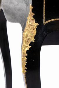 Charles-Guillaume Diehl : Tavolino toletta francese Napoleone III  - Asta  Arredi Antichi, Oggetti d'Arte, Curiosities con una selezione di tappeti - Associazione Nazionale - Case d'Asta italiane