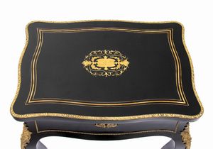 Charles-Guillaume Diehl : Tavolino toletta francese Napoleone III  - Asta  Arredi Antichi, Oggetti d'Arte, Curiosities con una selezione di tappeti - Associazione Nazionale - Case d'Asta italiane