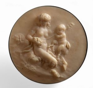 Coppia di tondi italiani in alabastro, Luigi XVI  - Asta  Arredi Antichi, Oggetti d'Arte, Curiosities con una selezione di tappeti - Associazione Nazionale - Case d'Asta italiane