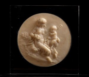 Coppia di tondi italiani in alabastro, Luigi XVI  - Asta  Arredi Antichi, Oggetti d'Arte, Curiosities con una selezione di tappeti - Associazione Nazionale - Case d'Asta italiane