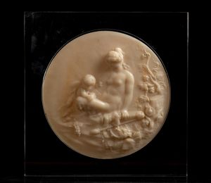 Coppia di tondi italiani in alabastro, Luigi XVI  - Asta  Arredi Antichi, Oggetti d'Arte, Curiosities con una selezione di tappeti - Associazione Nazionale - Case d'Asta italiane