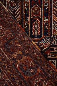 Tappeto Qashqai  - Asta  Arredi Antichi, Oggetti d'Arte, Curiosities con una selezione di tappeti - Associazione Nazionale - Case d'Asta italiane