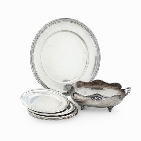 Lotto di piattini ed altri oggetti. Argenteria italiana del XX secolo  - Asta Argenti e Icone - Associazione Nazionale - Case d'Asta italiane