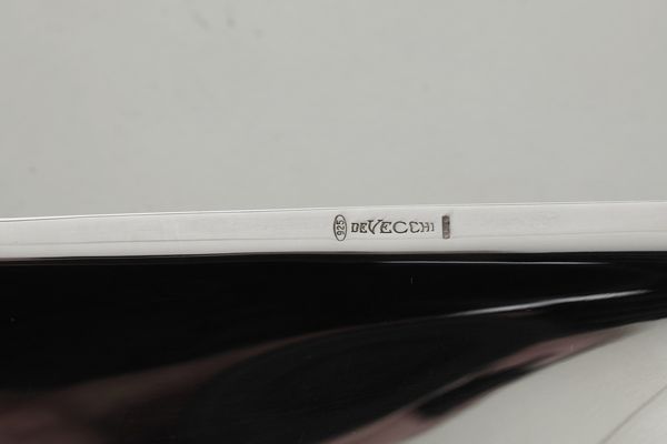 Ciotola a stella. Argenteria artistica milanese del XX-XXI secolo. Argentiere designer Gabriele Devecchi  - Asta Argenti e Icone - Associazione Nazionale - Case d'Asta italiane