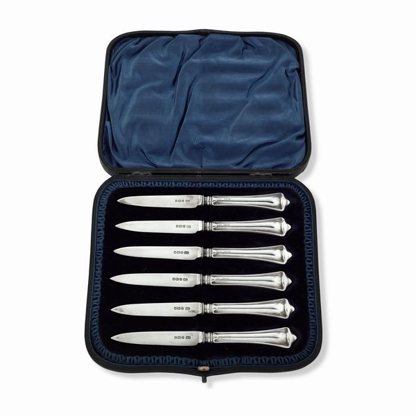 Set di coltellini. Città di Sheffield, inizio XX secolo  - Asta Argenti e Icone - Associazione Nazionale - Case d'Asta italiane