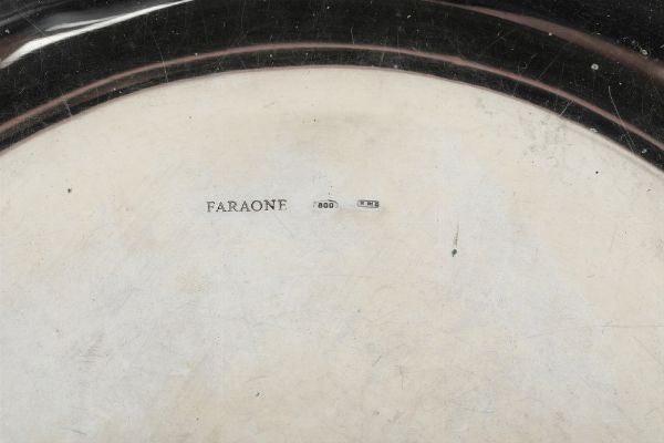 Insieme di coppia di ciotole. Argenteria milanese del XX secolo, argentiere Faraone e Tastevin, argenteria italiana del XX secolo, argentiere Ricci & C., Alessandria  - Asta Argenti e Icone - Associazione Nazionale - Case d'Asta italiane