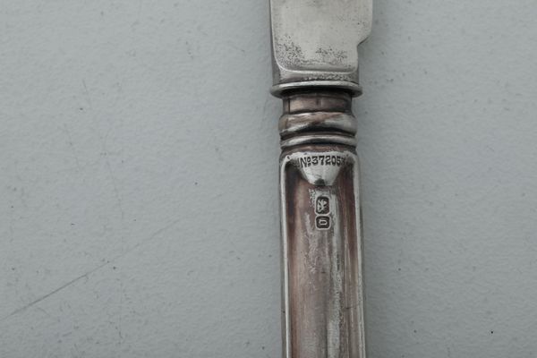 Set di coltellini. Città di Sheffield, inizio XX secolo  - Asta Argenti e Icone - Associazione Nazionale - Case d'Asta italiane