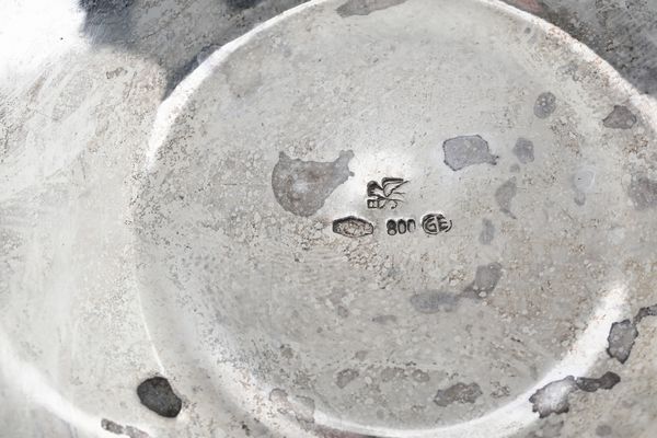 Coppia di candelabri. Argenteria italiana della prima metà del XX secolo  - Asta Argenti e Icone - Associazione Nazionale - Case d'Asta italiane