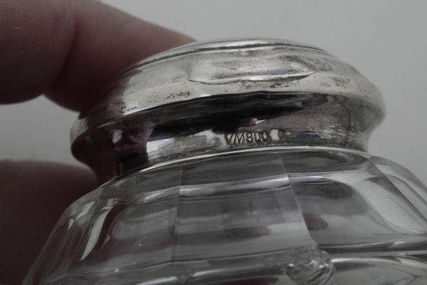 Tra ampolle. Manifattura italiana del XX secolo  - Asta Argenti e Icone - Associazione Nazionale - Case d'Asta italiane