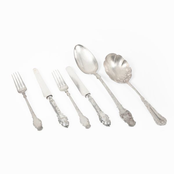 Servizio di posate in metallo argentato  - Asta Argenti e Icone - Associazione Nazionale - Case d'Asta italiane