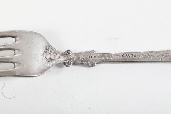 Servizio di posate in metallo argentato  - Asta Argenti e Icone - Associazione Nazionale - Case d'Asta italiane