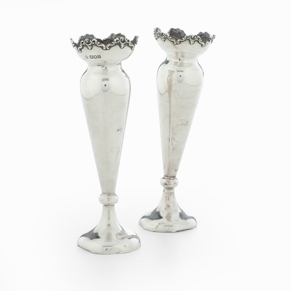 Coppia di vasetti. Londra 1905  - Asta Argenti e Icone - Associazione Nazionale - Case d'Asta italiane