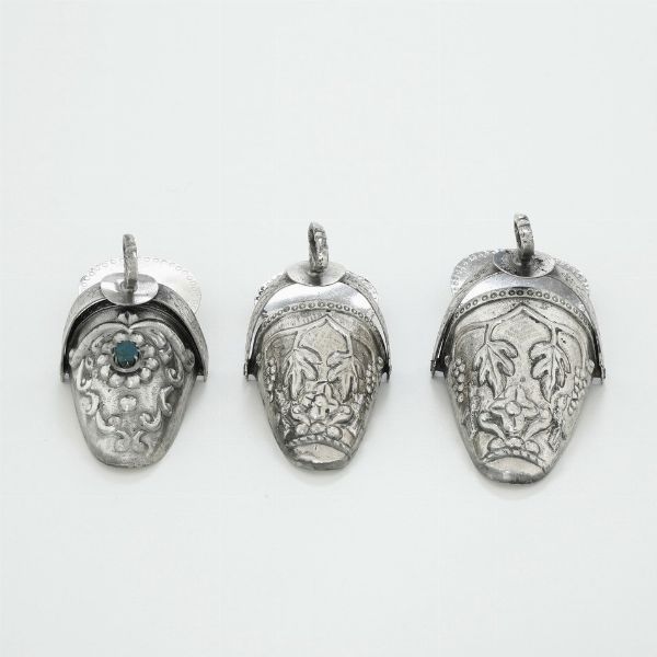 Tre staffe. Sudamerica XX secolo  - Asta Argenti e Icone - Associazione Nazionale - Case d'Asta italiane