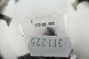 Caffettiera, zuccheriera e cioccolatiera. Argenteria italiana del XX secolo, argentieri differenti  - Asta Argenti e Icone - Associazione Nazionale - Case d'Asta italiane