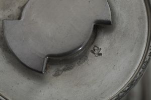 Legumiera. Argenteria italiana del XX secolo, argentiere F.lli Zaramella, Padova  - Asta Argenti e Icone - Associazione Nazionale - Case d'Asta italiane