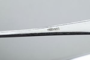 Lotto composto da servizio da 12 cucchiaini in argento e due scatoline. Italia e Inghilterra XX secolo  - Asta Argenti e Icone - Associazione Nazionale - Case d'Asta italiane