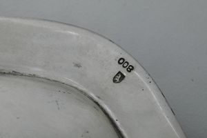 Due vassoi ovali. Argenteria italiana del XX secolo  - Asta Argenti e Icone - Associazione Nazionale - Case d'Asta italiane