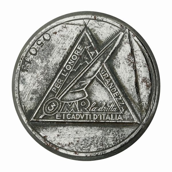 P Per L'Onore La Grandezza E I Caduti D'Italia 3 M R La Dritta 50 x 46 mm  - Asta Conii e Punzoni della Storica Fabbrica di Medaglie Lorioli (1919-1950) - Associazione Nazionale - Case d'Asta italiane
