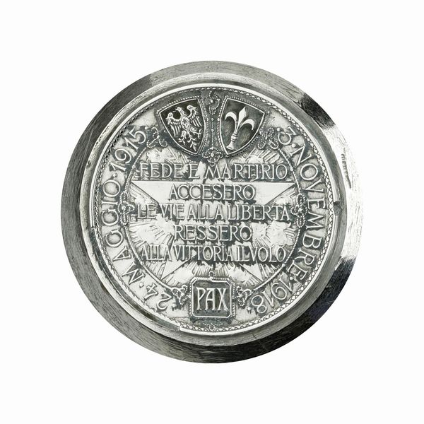 P 24 Maggio 1915 3 Novembre 1918 Fede E Martirio Accesero Le Vie Alla Liberta Ressero Alla Vittoria Il Volo Pax 36 x 30 mm  - Asta Conii e Punzoni della Storica Fabbrica di Medaglie Lorioli (1919-1950) - Associazione Nazionale - Case d'Asta italiane