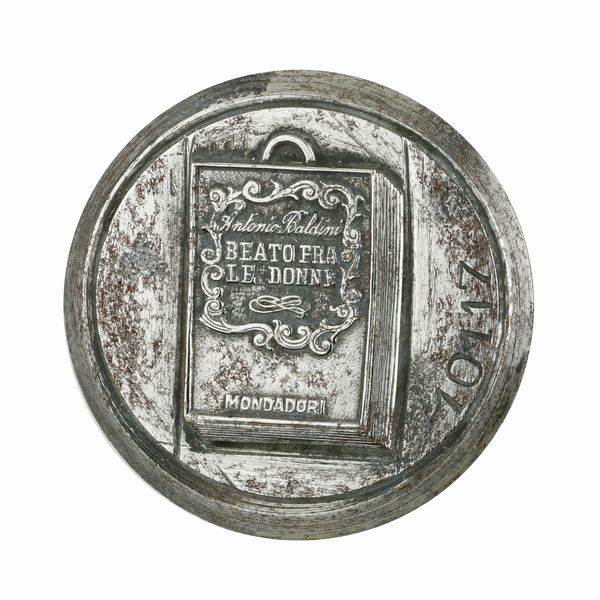 P Antonio Baldini Beato Fra Le Donne Mondadori. 42 x 38 mm  - Asta Conii e Punzoni della Storica Fabbrica di Medaglie Lorioli (1919-1950) - Associazione Nazionale - Case d'Asta italiane