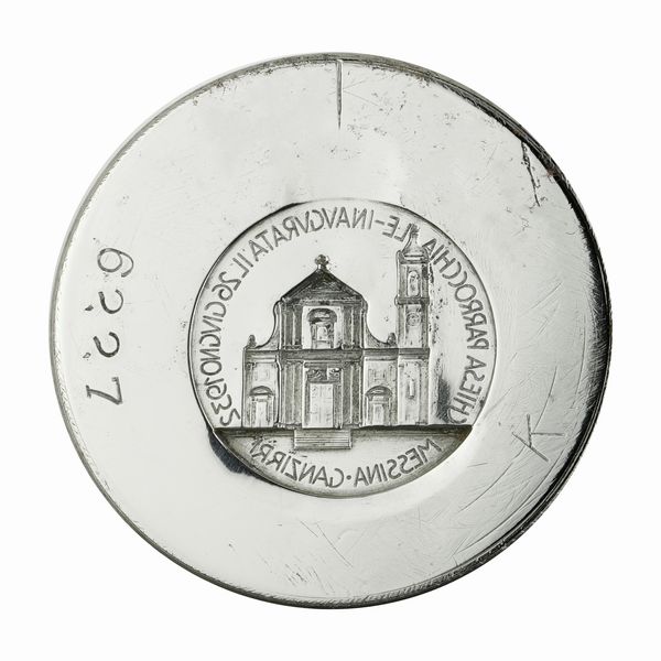 N Chiesa Parrochiale Inaugurata Il 26 Giugno 1935 Messina Ganzirri 52 x 43 mm  - Asta Conii e Punzoni della Storica Fabbrica di Medaglie Lorioli (1919-1950) - Associazione Nazionale - Case d'Asta italiane