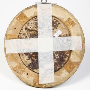 Scuola del XVIII secolo Madonna con Bambino e un angelo  - Asta Dipinti Antichi - Associazione Nazionale - Case d'Asta italiane