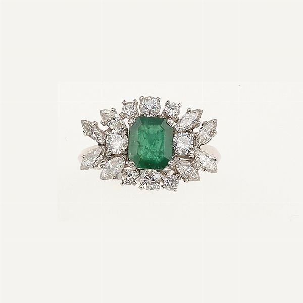 Anello con smeraldo e diamanti  - Asta Gioielli - Associazione Nazionale - Case d'Asta italiane