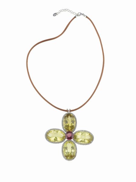 Pendente con quarzi e diamanti  - Asta Gioielli - Associazione Nazionale - Case d'Asta italiane