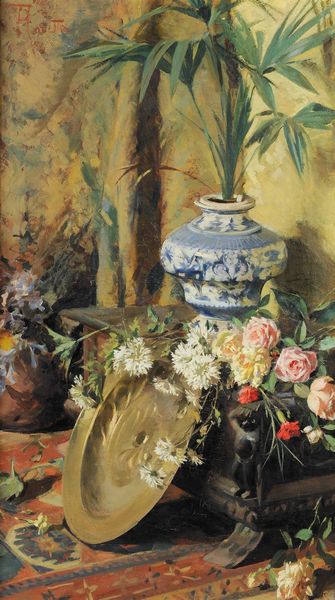 Flavetta : Natura morta con fiori, salver e vaso bianco e blu  - Asta Dipinti del XIX-XX Secolo - Associazione Nazionale - Case d'Asta italiane