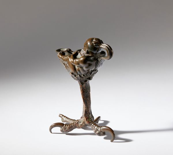 Andrea Briosco detto Riccio : Lucerna a guisa di nano su zampa di rapace  - Asta Placchette, Medaglie, Sculture e Ceramiche dal XIV al XIX secolo - Associazione Nazionale - Case d'Asta italiane