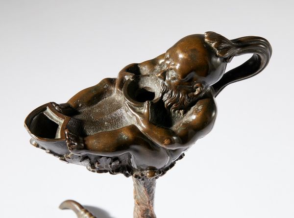 Andrea Briosco detto Riccio : Lucerna a guisa di nano su zampa di rapace  - Asta Placchette, Medaglie, Sculture e Ceramiche dal XIV al XIX secolo - Associazione Nazionale - Case d'Asta italiane