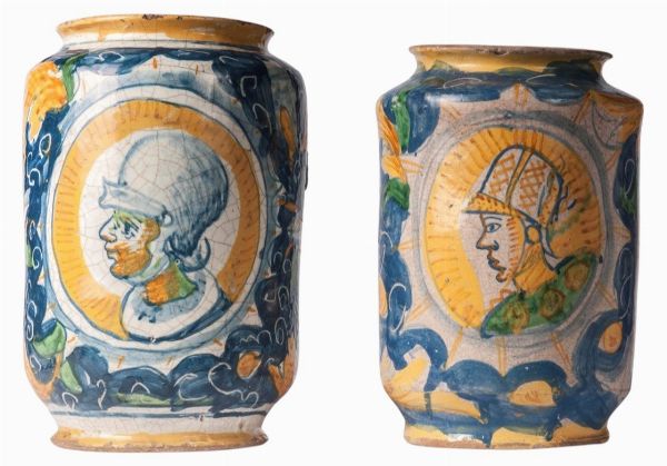 Lotto di due vasi da farmacia  - Asta Placchette, Medaglie, Sculture e Ceramiche dal XIV al XIX secolo - Associazione Nazionale - Case d'Asta italiane