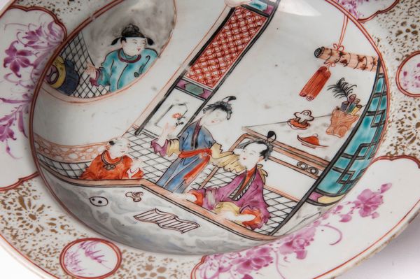 Tazza da puerpera con piatto  - Asta Placchette, Medaglie, Sculture e Ceramiche dal XIV al XIX secolo - Associazione Nazionale - Case d'Asta italiane