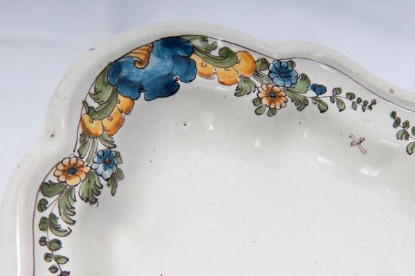 Vassoio  - Asta Placchette, Medaglie, Sculture e Ceramiche dal XIV al XIX secolo - Associazione Nazionale - Case d'Asta italiane