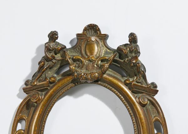 Cornice ovale  - Asta Placchette, Medaglie, Sculture e Ceramiche dal XIV al XIX secolo - Associazione Nazionale - Case d'Asta italiane