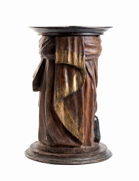 Reggivaso raffigurante Moro  - Asta Placchette, Medaglie, Sculture e Ceramiche dal XIV al XIX secolo - Associazione Nazionale - Case d'Asta italiane