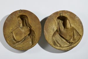 Coppia di altorilievi raffiguranti Gesù e la Vergine  - Asta Placchette, Medaglie, Sculture e Ceramiche dal XIV al XIX secolo - Associazione Nazionale - Case d'Asta italiane