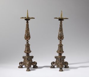Coppia di candelieri  - Asta Placchette, Medaglie, Sculture e Ceramiche dal XIV al XIX secolo - Associazione Nazionale - Case d'Asta italiane