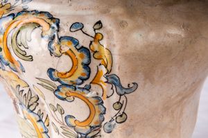 Vaso a balaustro  - Asta Placchette, Medaglie, Sculture e Ceramiche dal XIV al XIX secolo - Associazione Nazionale - Case d'Asta italiane