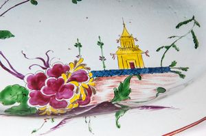 Zuppiera con presentatoio  - Asta Placchette, Medaglie, Sculture e Ceramiche dal XIV al XIX secolo - Associazione Nazionale - Case d'Asta italiane