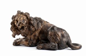 MANIFATTURA FRANCESE (?), XVIII-XIX SECOLO : Coppia di leoni  - Asta Placchette, Medaglie, Sculture e Ceramiche dal XIV al XIX secolo - Associazione Nazionale - Case d'Asta italiane