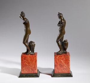 Coppia di Veneri anadiomene  - Asta Placchette, Medaglie, Sculture e Ceramiche dal XIV al XIX secolo - Associazione Nazionale - Case d'Asta italiane