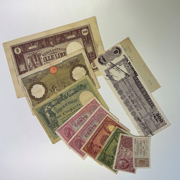 BANCA D’ITALIA. Lotto di nove banconote e un assegno.  - Asta Numismatica Light - Associazione Nazionale - Case d'Asta italiane