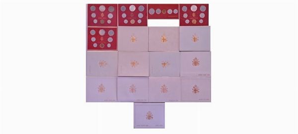 Vaticano 1964  2000. 17 divisionali.  - Asta Numismatica Light - Associazione Nazionale - Case d'Asta italiane