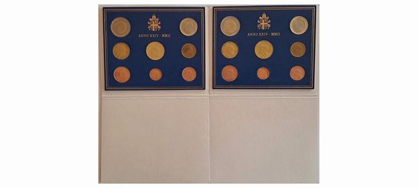 Vaticano 2002 - 2 divisionali Euro FdC.  - Asta Numismatica Light - Associazione Nazionale - Case d'Asta italiane