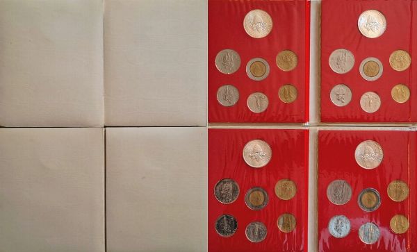 Vaticano 1982. 4 divisionali.  - Asta Numismatica Light - Associazione Nazionale - Case d'Asta italiane